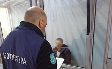 Трьох колишніх працівників Укрзалізниці судять за допомогу в перевезення техніки окупантів