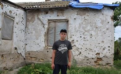 Донор UNITED24 відновить домівку 14-річного Сашка, який з'явився в кліпі гурту Imagine Dragons