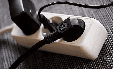 В Виннице подросток пострадала из-за зарядного устройства