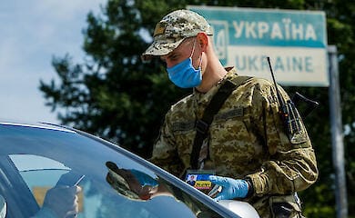Кабмін повідомив, які українські авто не випускатимуть закордон