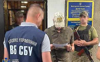 В Україні викрили масштабну схему нелегального виїзду за кордон чоловіків призовного віку