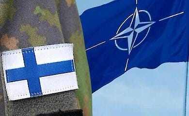 НАТО може розмістити у Фінляндії зброю, здатну вражати критично важливі об'єкти в Росії - Шойгу