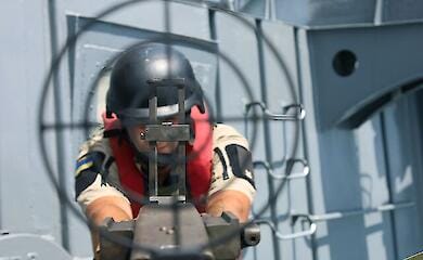 Держприкордонслужба опублікувала кадри морських навчальних стрільб (відео, фото)