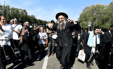 Украина допускает возможность запрета на въезд хасидов из Израиля в Умань