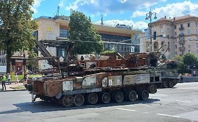 На Хрещатику проходить парад знищеної російської техніки (фото, відео)