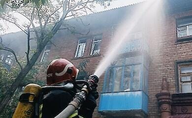 У Печерському районі Києва рятувальники ліквідували пожежу (відео, фото)