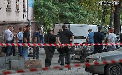 В Днепре на улице застрелили мужчину (видео 18+)