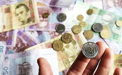 В Україні перестануть приймати частину купюр і монет
