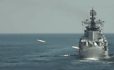 ВСУ предупреждают об опасности - Россия вывела в Черное море ракетоноситель