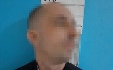 У Києві чоловік запросив неповнолітню на побачення, змусив вжити наркотики та зґвалтував