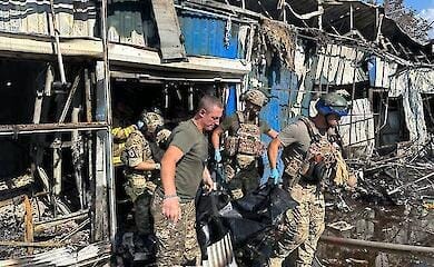 Опубликованы кадры последствий обстрела Константиновки (видео, фото)