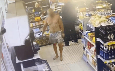 У Кропивницькому на АЗС п'яний чоловік погрожував підірвати гранату