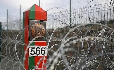 В польских пограничников со стороны Беларуси бросали камнями