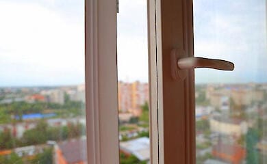 В Киеве из окна больницы выпал ребенок. Началось расследование