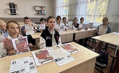 На оккупированные территории Украины россияне завозят своих студентов-педагогов для "работы" с украинскими детьми