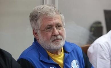 Суд оставил Коломойского под стражей