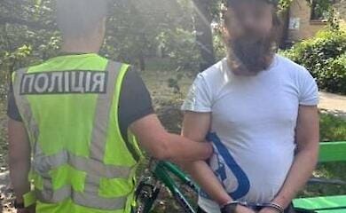 Столичні правоохоронці затримали чоловіка, який обкрадав житло киян