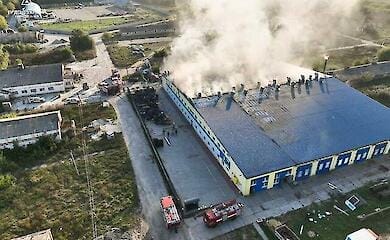 Рятувальники Київщини загасили пожежу на підприємстві з вирощування грибів