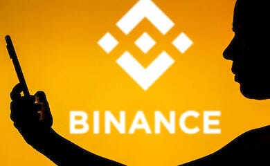 Криптобіржа Binance йде з ринку РФ