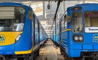 Метро Києва зменшує інтервали між поїздами