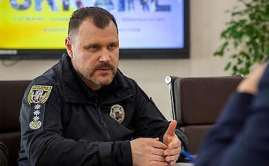 В МВД пообещали "сюрприз" для мужчин, убежавших за границу