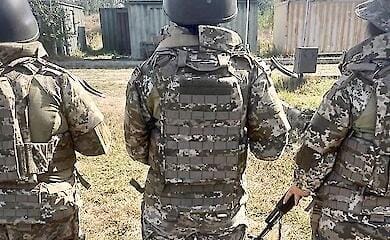 Міноборони тестує дві моделі жіночих бронежилетів