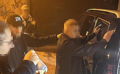 Хабарі на митниці Одеси: ДБР провело затримання