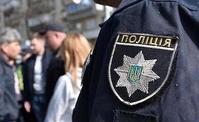В Ровенской области за донат на ВСУ освободили от тюрьмы мужчину, который ударил полицейского