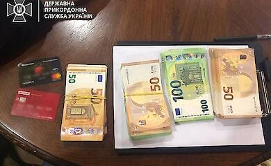 Депутат райсовета перевозил через границу уклонистов