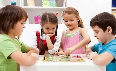 Настольные игры для детей: Развиваем ум и веселимся вместе!