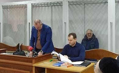Суд оставил Коломойского под стражей до 2 декабря