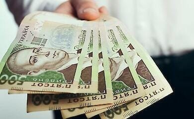 Почти 8600 украинцев получат микрогранты на собственное дело