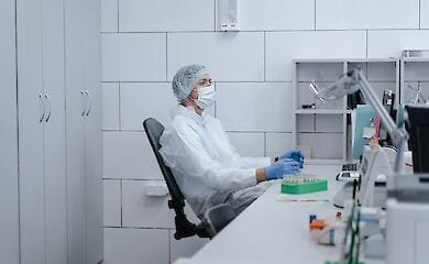 В Украине зафиксировали новый подвид COVID-19: симптомы