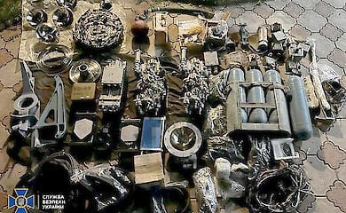Намагалися вивезти з України обладнання для винищувачів МіГ-29: затримано трьох зловмисників