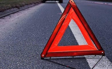 У Львові патрульний автомобіль на смерть збив людину