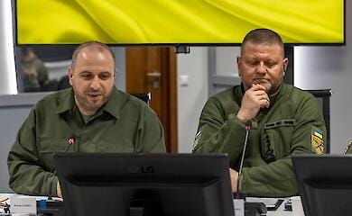 Залужний та Умеров обговорили співпрацю з Ллойдом Остіном