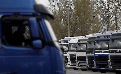 На кордоні з Україною в Угорщині утворилися черги вантажівок