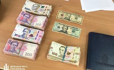 Незаконний перетин кордону: правоохоронець з Хмельниччини допомагав ухилянтам