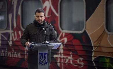 Зеленський сказав, коли може настати переломний момент у війні