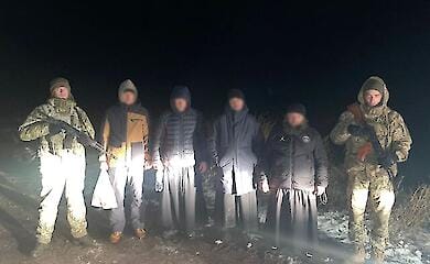 На границе задержали ряженых "батюшек", ставших жертвами аферистов