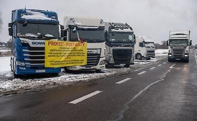 Польским протестующим не разрешили возобновить блокаду границы с Украиной