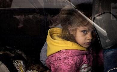 Окупанти вивозять українських дітей на пропагандистські заходи в Москві