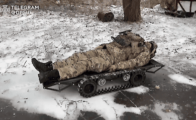 Безпілотна медевакуація: воїни показали відео електроношів