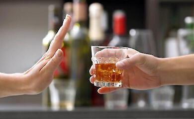 Как отказ от алкоголя влияет на организм