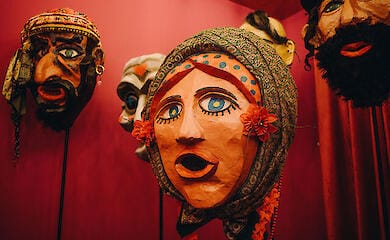 У Києві на залізничному вокзалі працює виставка "Зірка сходить"