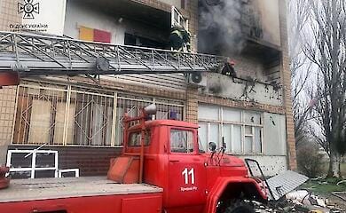 В Кривом Роге волонтер Красного Креста спасла детей