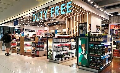 Алкоголь и сигареты Duty Free: количество товаров продажи ограничено