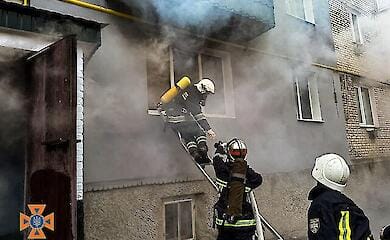 Маму і трьох дітей врятували на пожежі у Вінницькій області