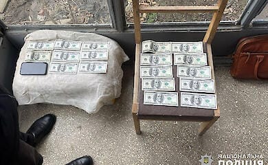 Врач ВВК в Хмельницкой области требовал деньги с военнослужащего