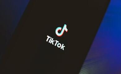 ЄС підозрює TikTok у можливому витоку онлайн-контенту